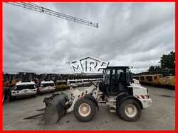 Caterpillar 908M