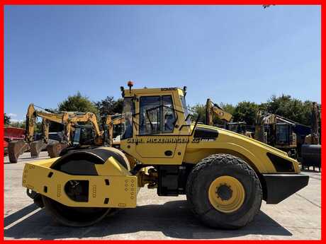 Bomag BW 213 DH-4 BVC
